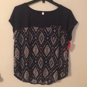 NWT short sleeve shirt with pocket on front